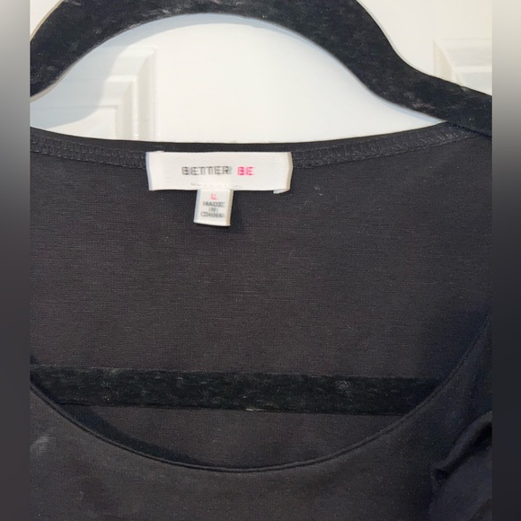 ‘Better Be’ Black floral set large honestly fits like medium/almost small. - Picture 4 of 15